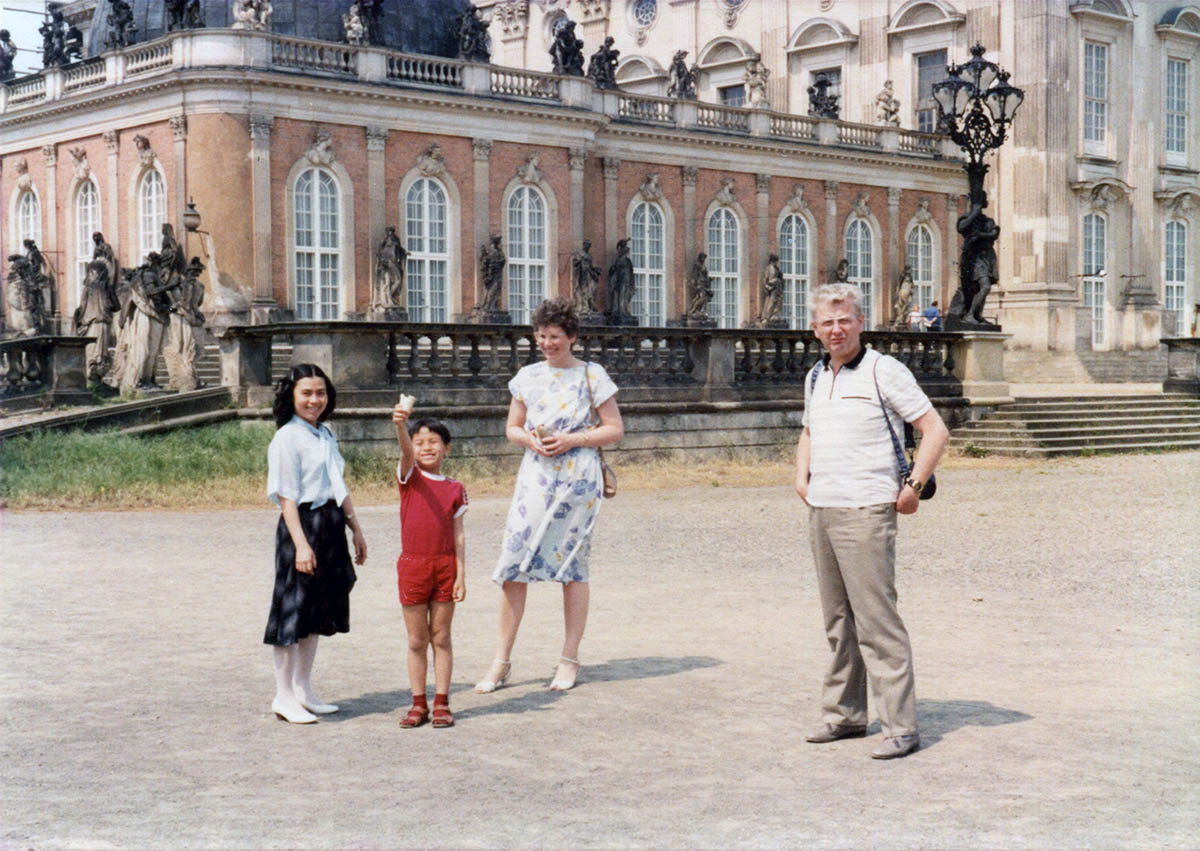 Trần Thị Thu Hương, Duc Viet Sabine und Klaus S. Potsdam 1988