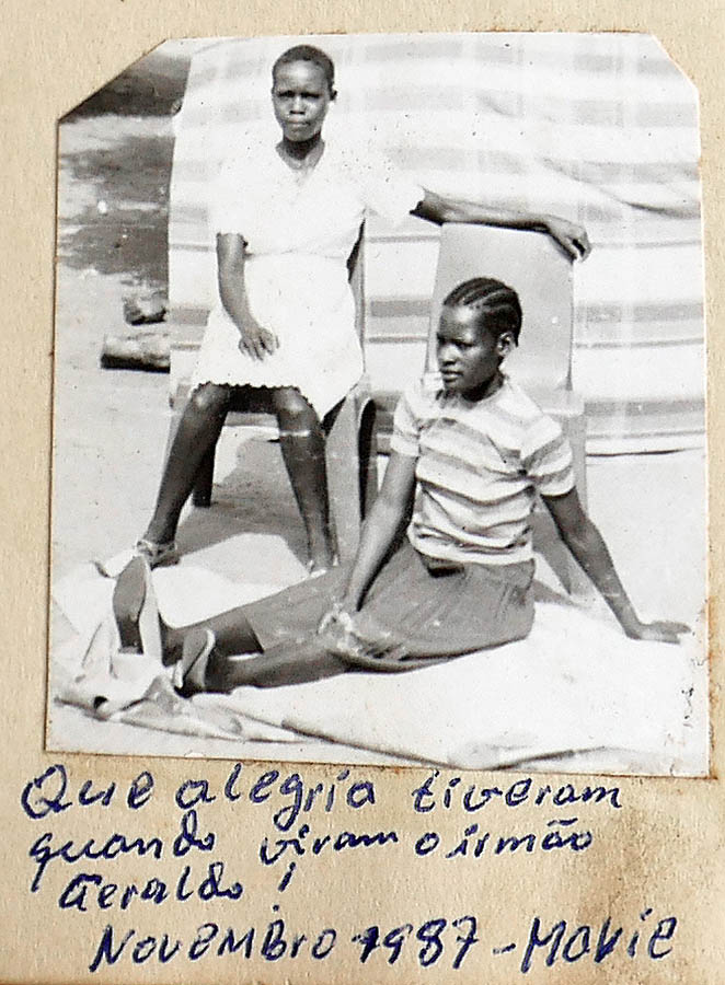 Schwestern von Geraldo Paunde, Mosambik 1987