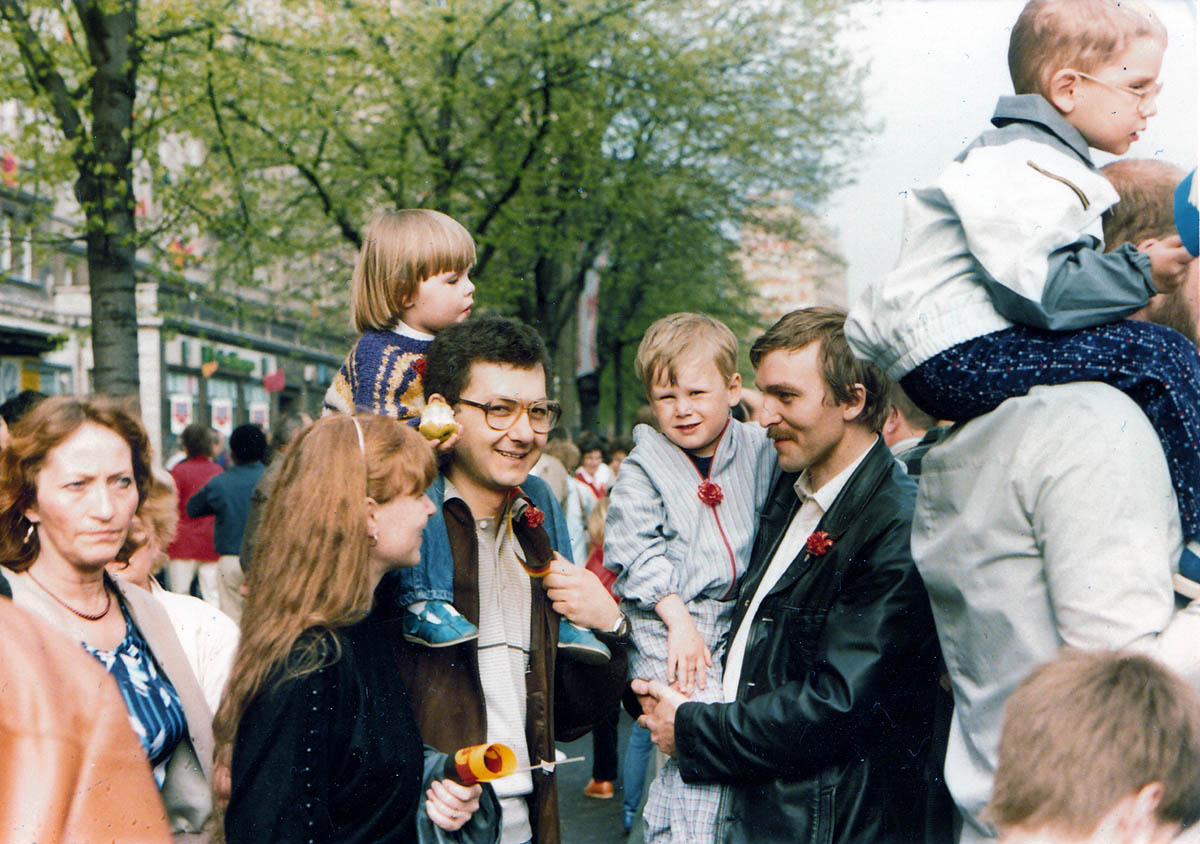 Tanju Tügel (links), 1. Mai Demonstration, Berlin 1986